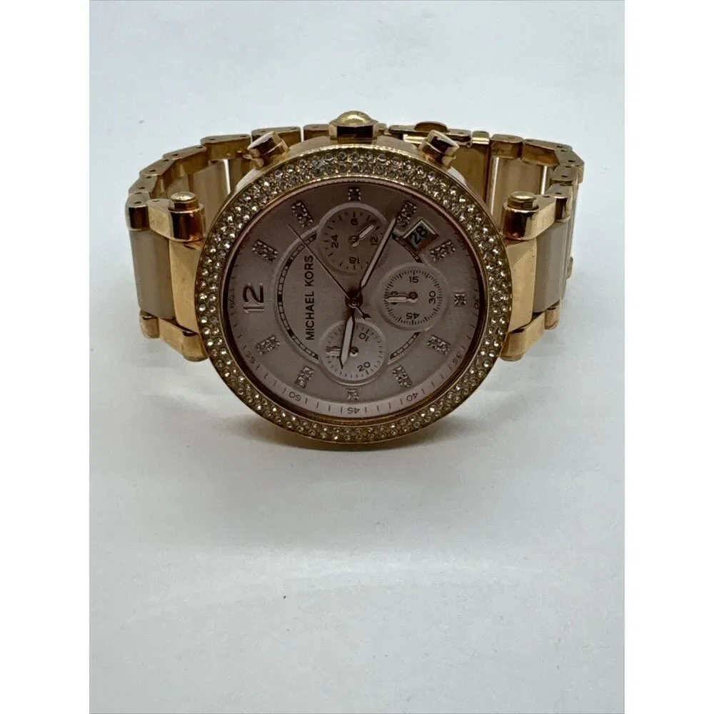 Michael Kors Parker MK5896 Women Rose Gold Analog Dial Quartz Wrist Watch JNA383